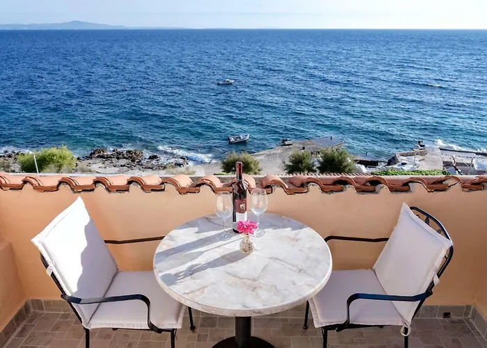 Spila Beach Apartments