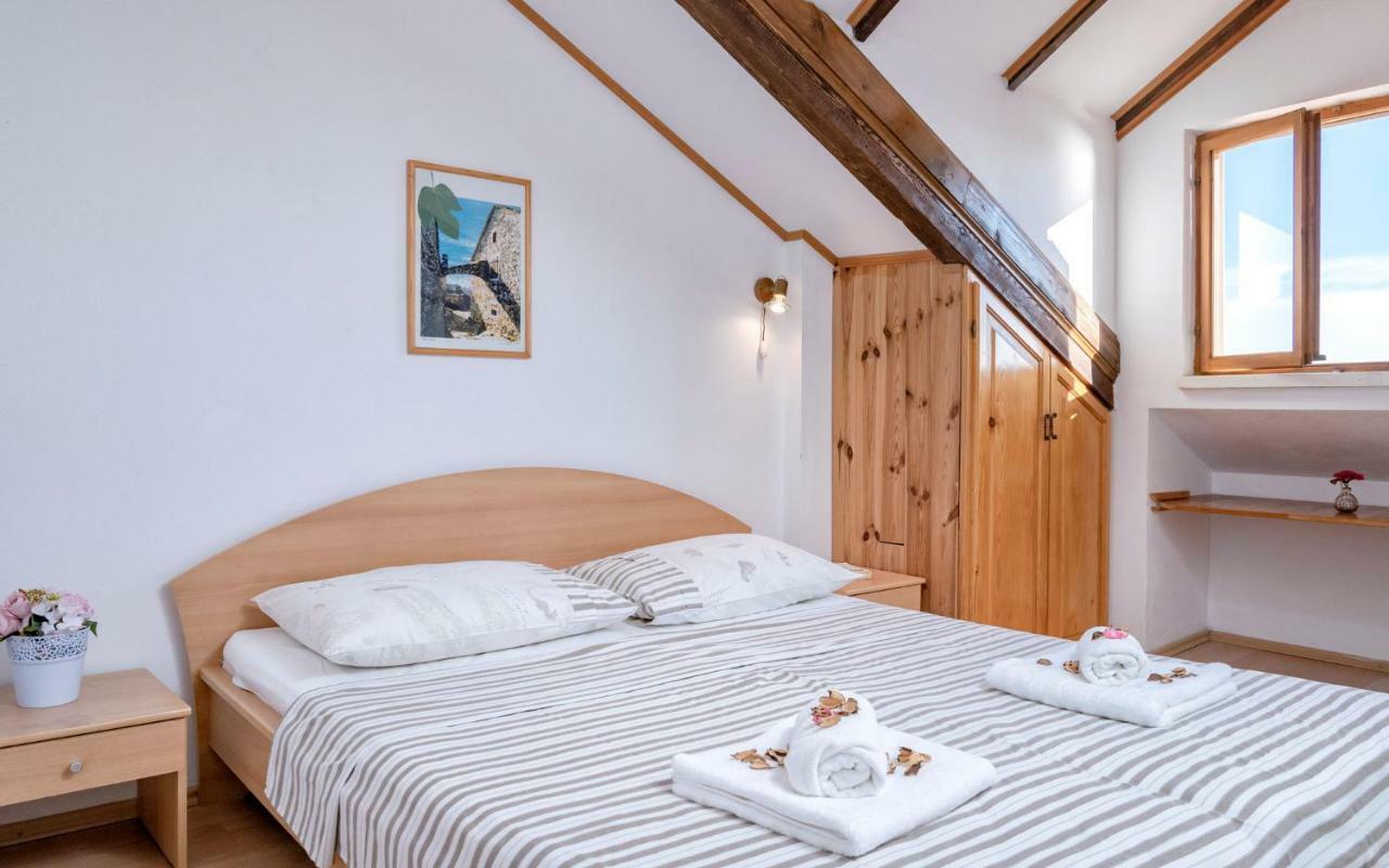 Apartment Spila